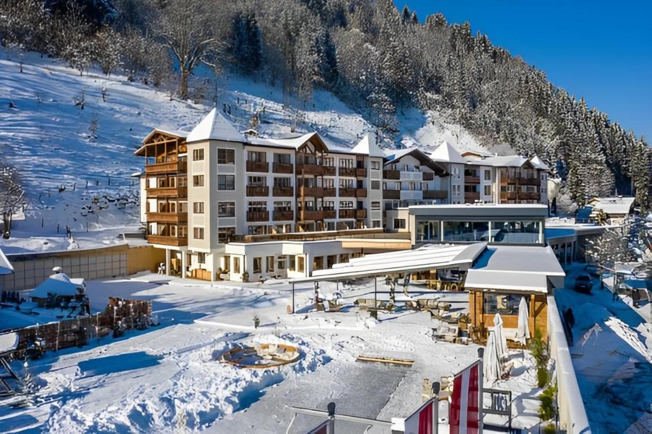 Hotel Superior Sport Und Familienresort Alpenblick Zell am See